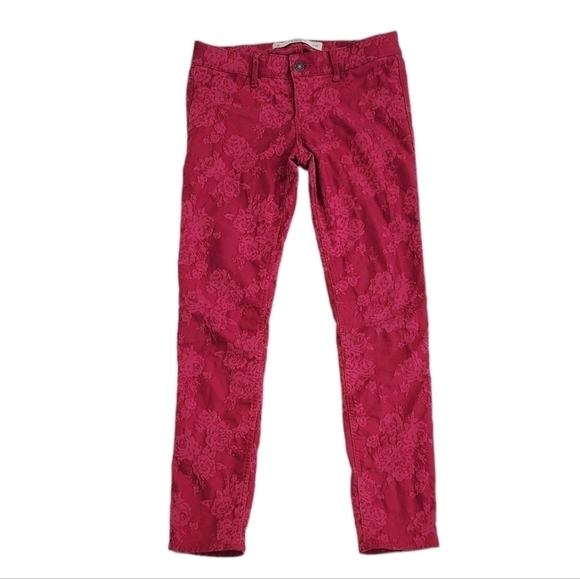 Abercrombie & Fitch burgundy Skinny Pants - Picture 10 of 10
